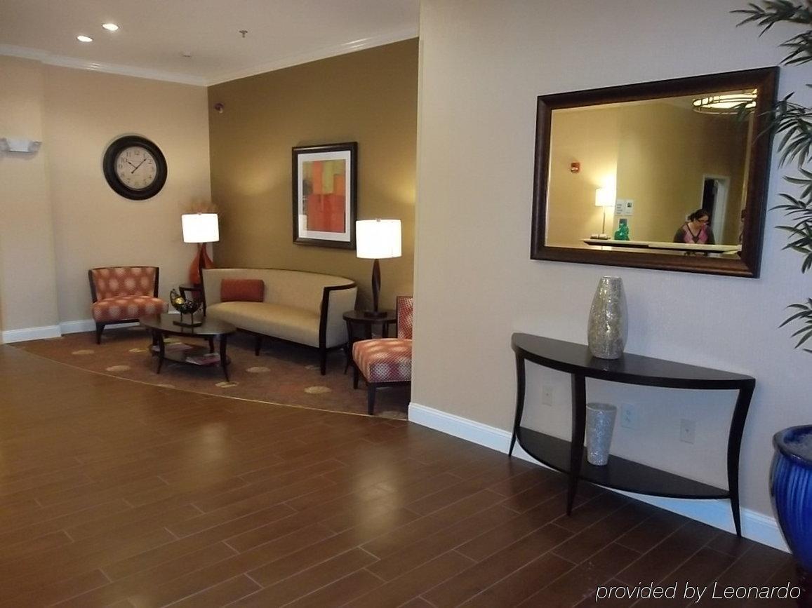 Holiday Inn Express & Suites - Smithfield/Selma By Ihg Interior foto